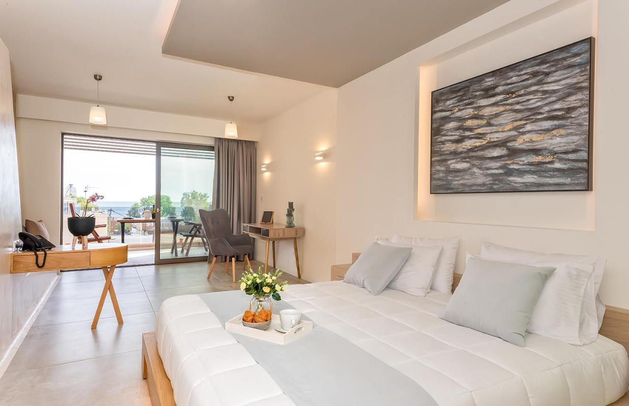 Lilium Luxury Suites Agia Marina Extérieur photo