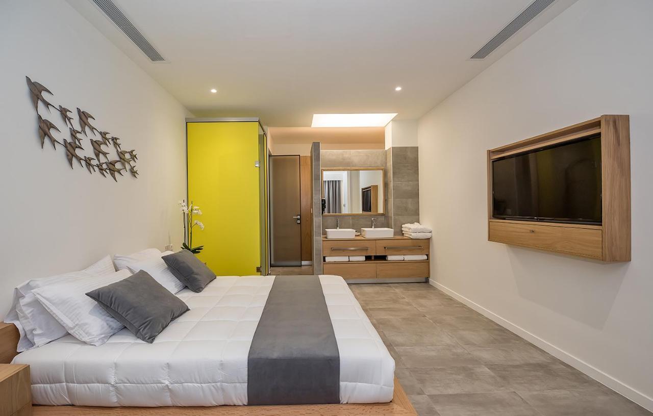 Lilium Luxury Suites Agia Marina Extérieur photo