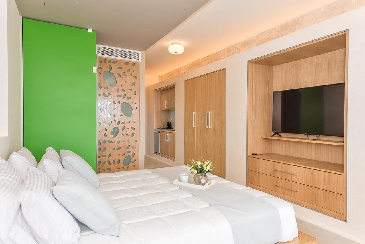 Lilium Luxury Suites Agia Marina Extérieur photo