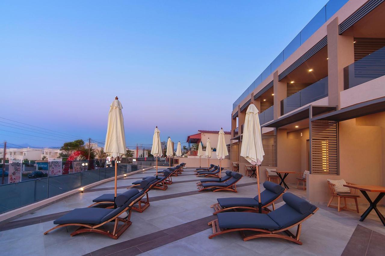 Lilium Luxury Suites Agia Marina Extérieur photo