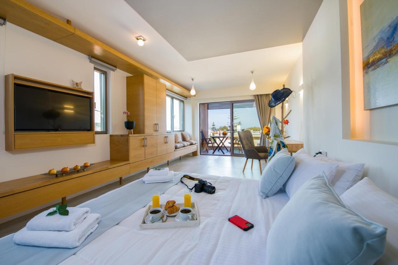 Lilium Luxury Suites Agia Marina Extérieur photo