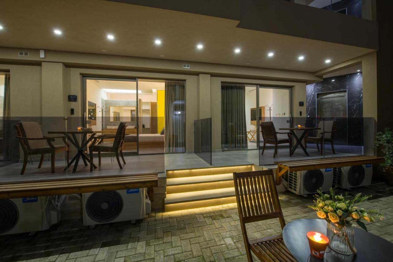 Lilium Luxury Suites Agia Marina Extérieur photo