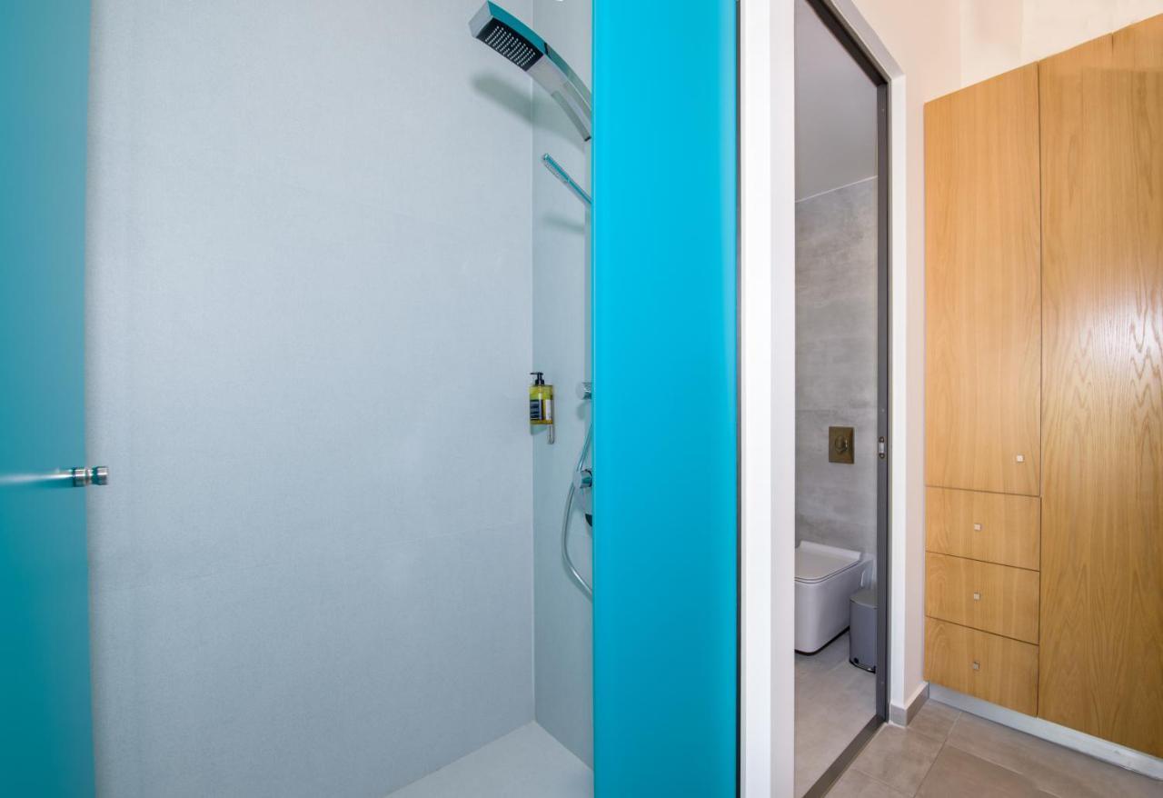 Lilium Luxury Suites Agia Marina Extérieur photo