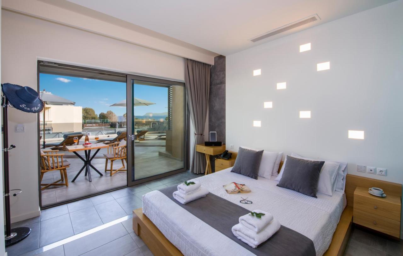 Lilium Luxury Suites Agia Marina Extérieur photo