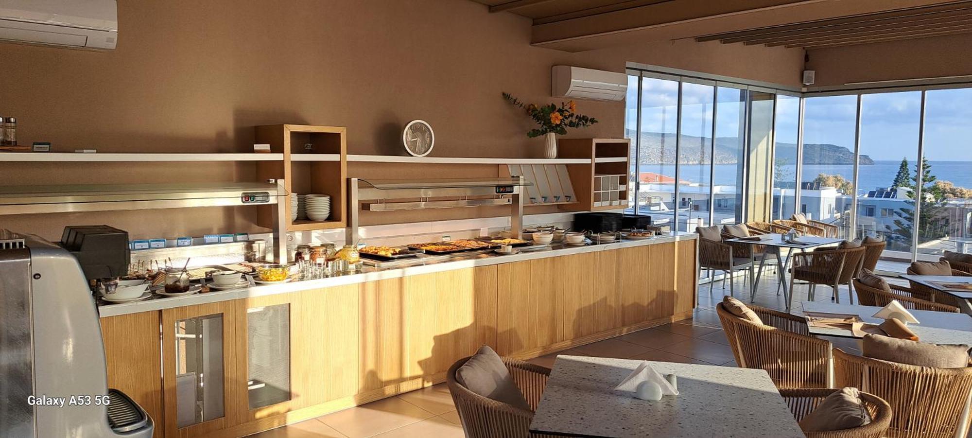 Lilium Luxury Suites Agia Marina Extérieur photo